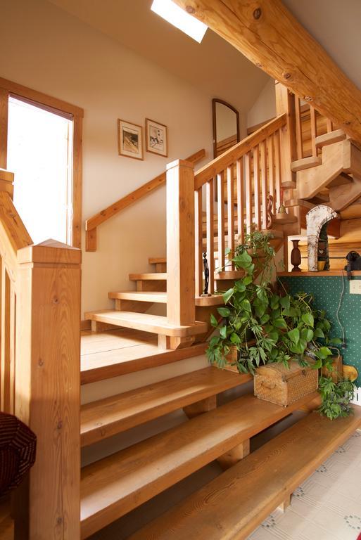 Kicking Horse Canyon Guest House Golden Εξωτερικό φωτογραφία